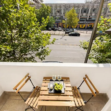 Appartement Ideal - Spacious & Modern Near Unirii Square