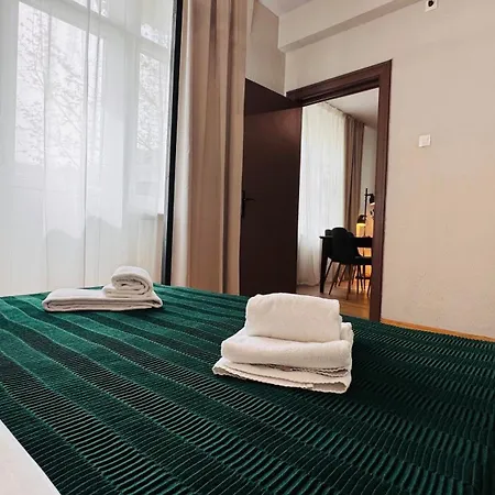 Ideal - Spacious & Modern Near Unirii Square Appartement *