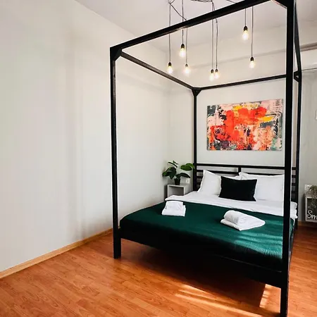 Apartman Ideal - Spacious & Modern Near Unirii Square