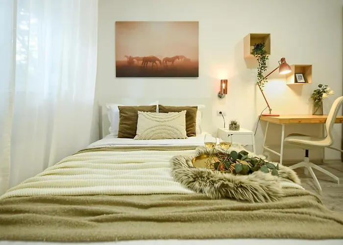 Ideal - Spacious & Modern Near Unirii Square